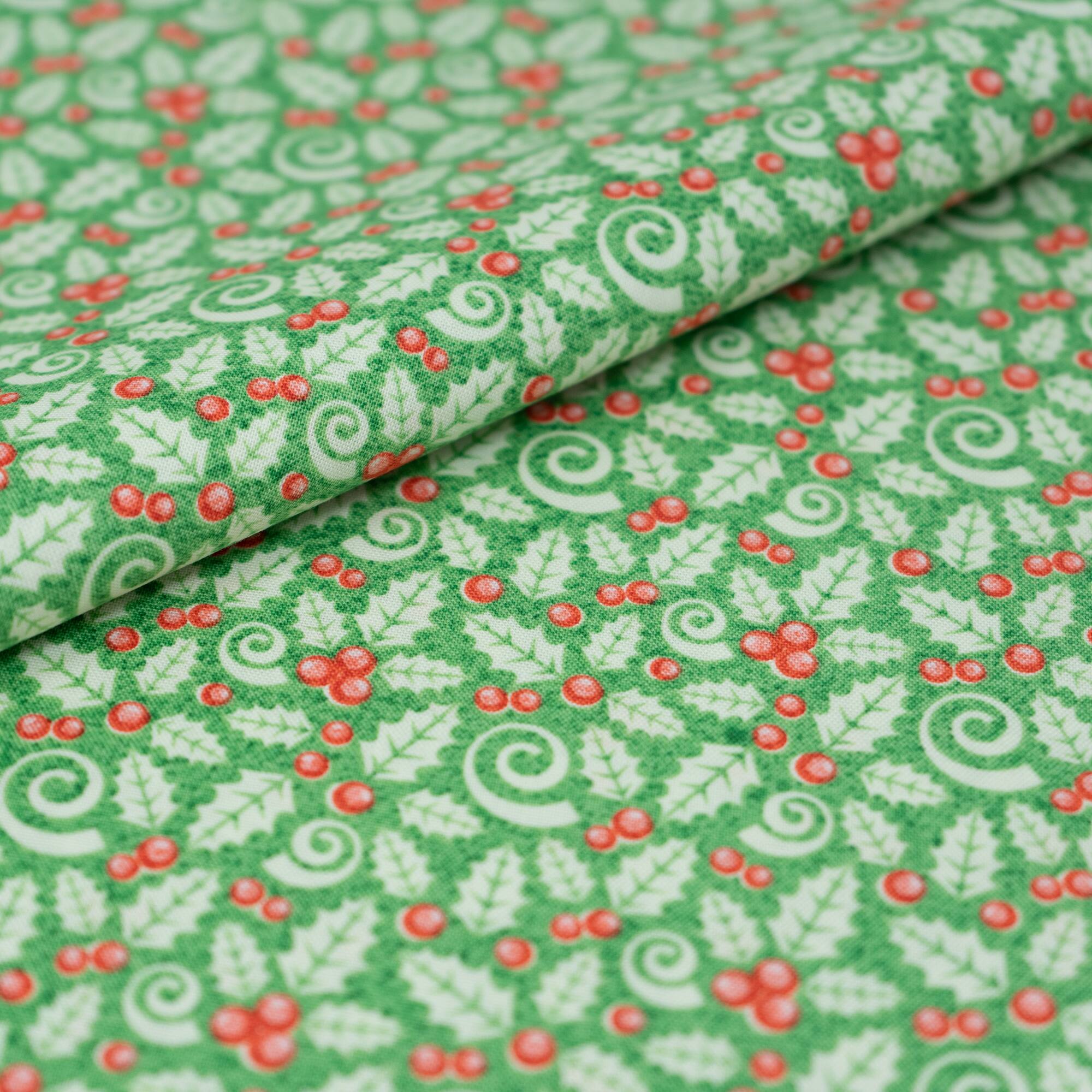 SINGER Christmas Leaves Cotton Fabric